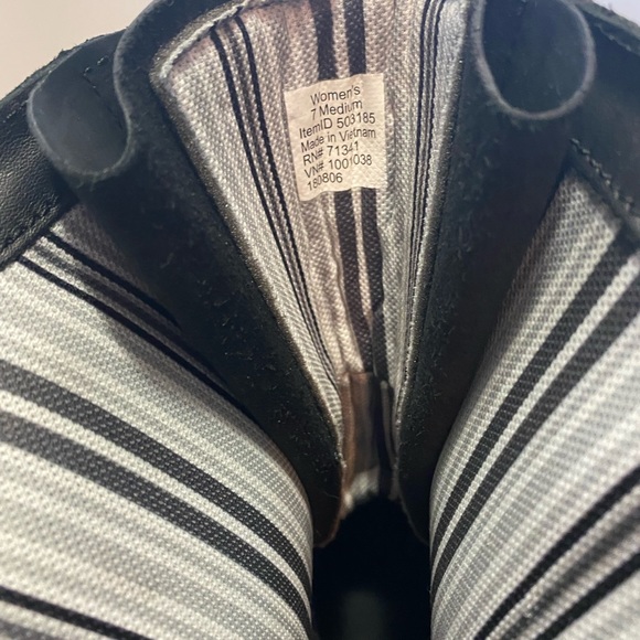 Women’s Black LL Bean Short Boots - Picture 4 of 6